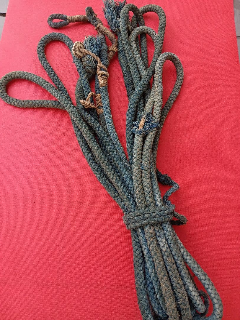 江戸時代後期幕末頃阿波淡路國徳島藩蜂須賀家知行地内武家旧家蔵出藍染武具馬具根付綱