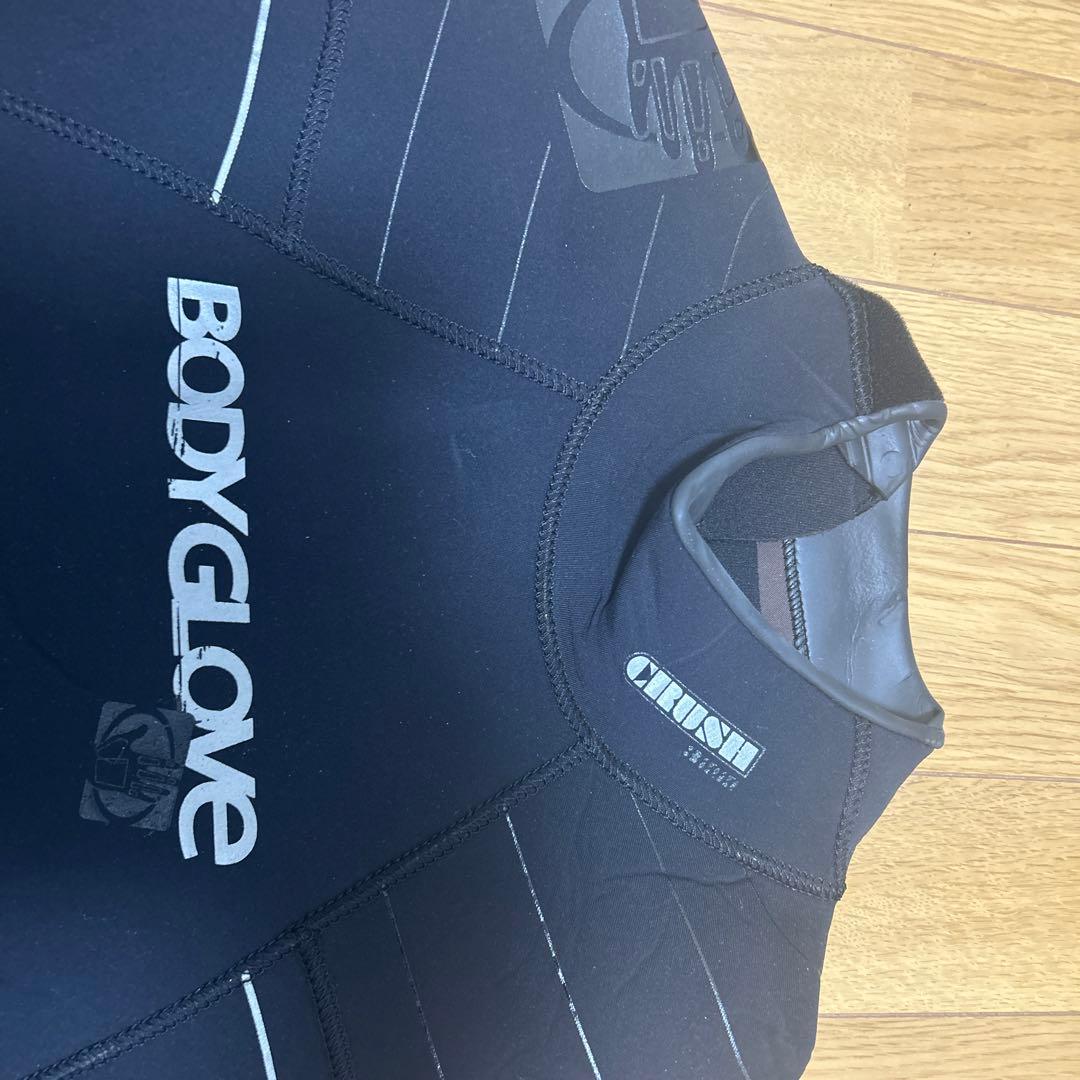 【値下げしました】サーフィンウェットスーツ【BODY GLOVE】