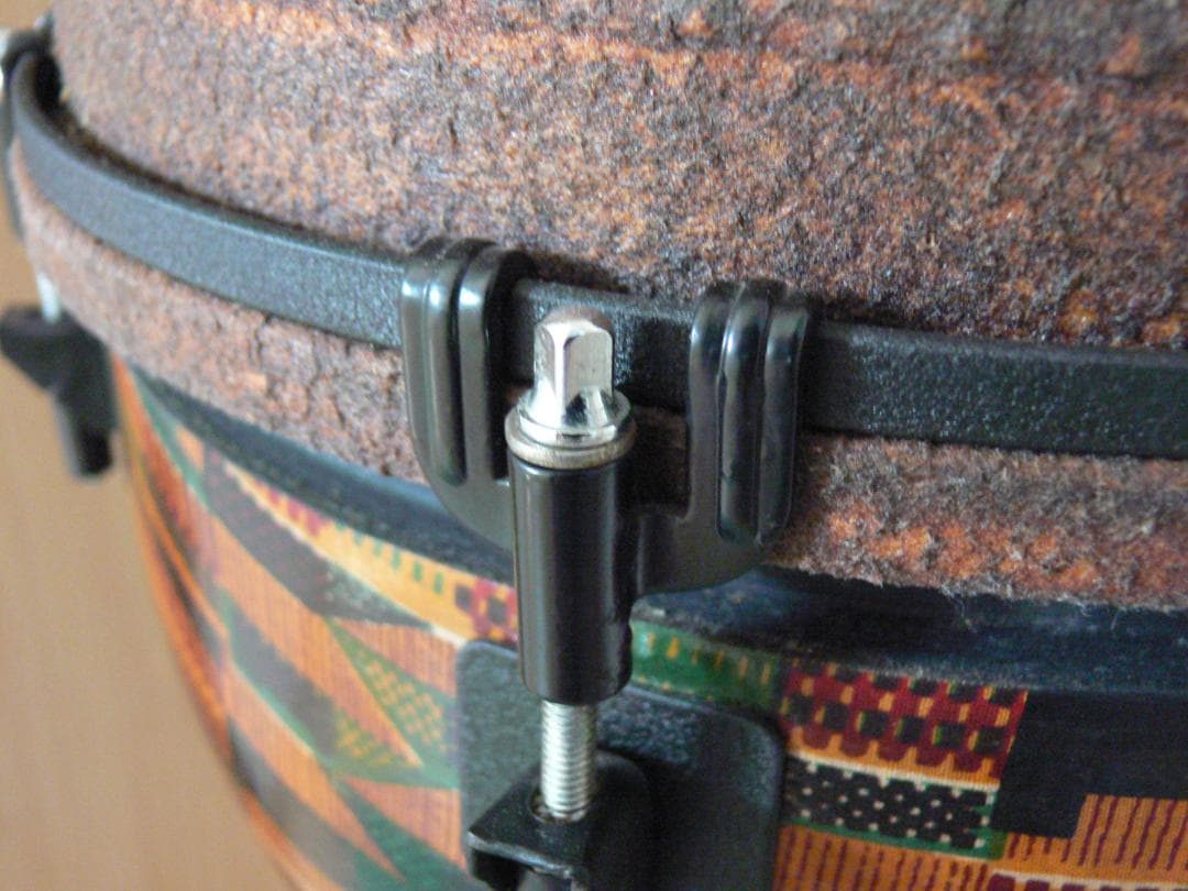 REMO Djembe ☆★軽量ファイバージャンベ　10インチ　専用レンチ付属★