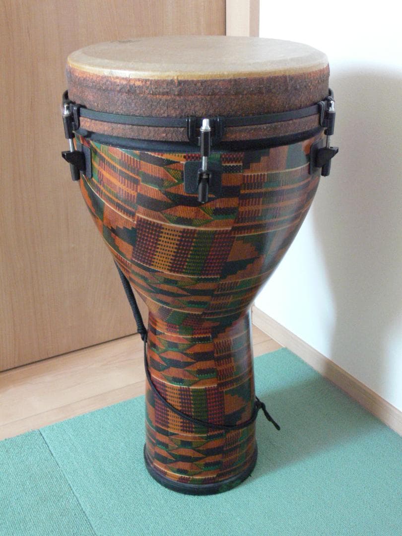 REMO Djembe ☆★軽量ファイバージャンベ　10インチ　専用レンチ付属★
