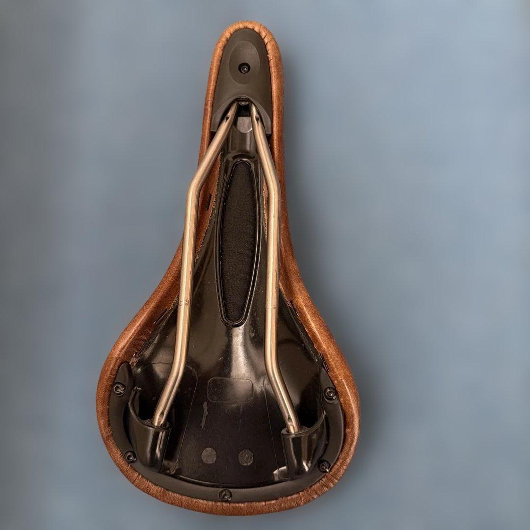 【限定品】クロマグ トレイルマスター マウンテンバイク用サドル レザー 茶