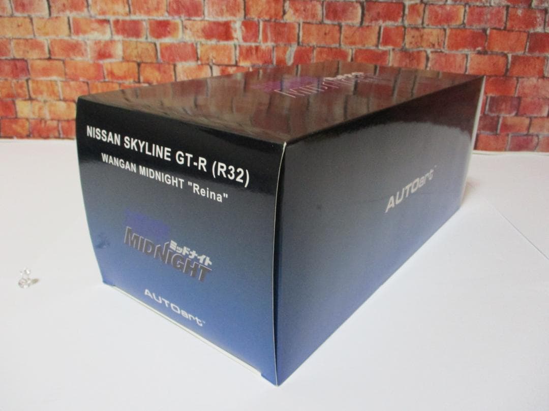 オートアート 日産 スカイライン GT-R 　湾岸ミッドナイト　 零奈