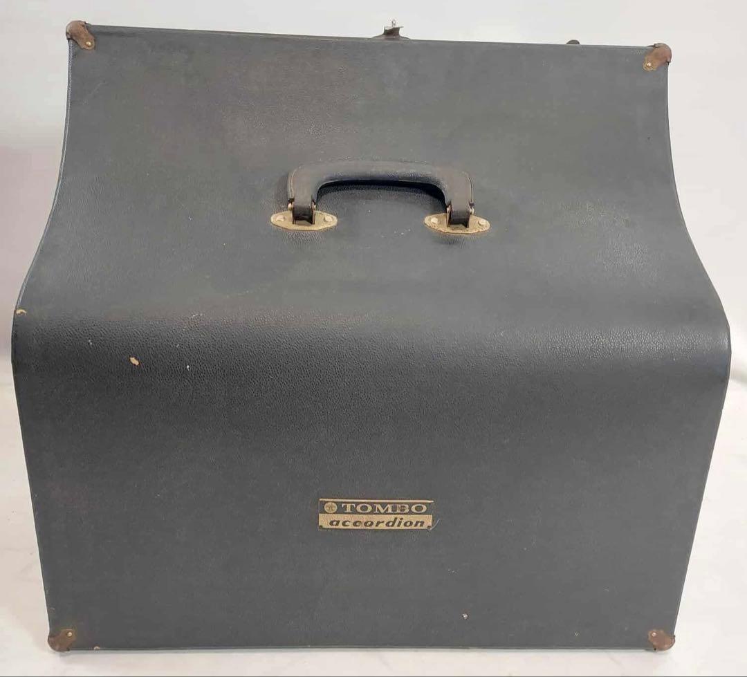 【訳あり品】TOMBO アコーディオン 30鍵盤 No.211 ハードケース付き