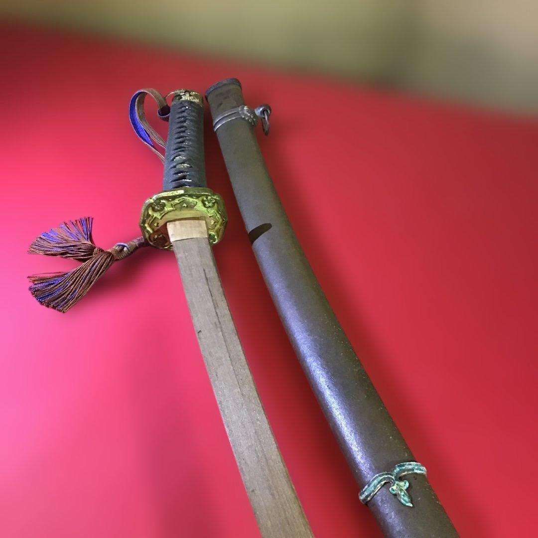 陸軍大尉軍刀　拵　刀緒付　繋ぎは木製　ケルト