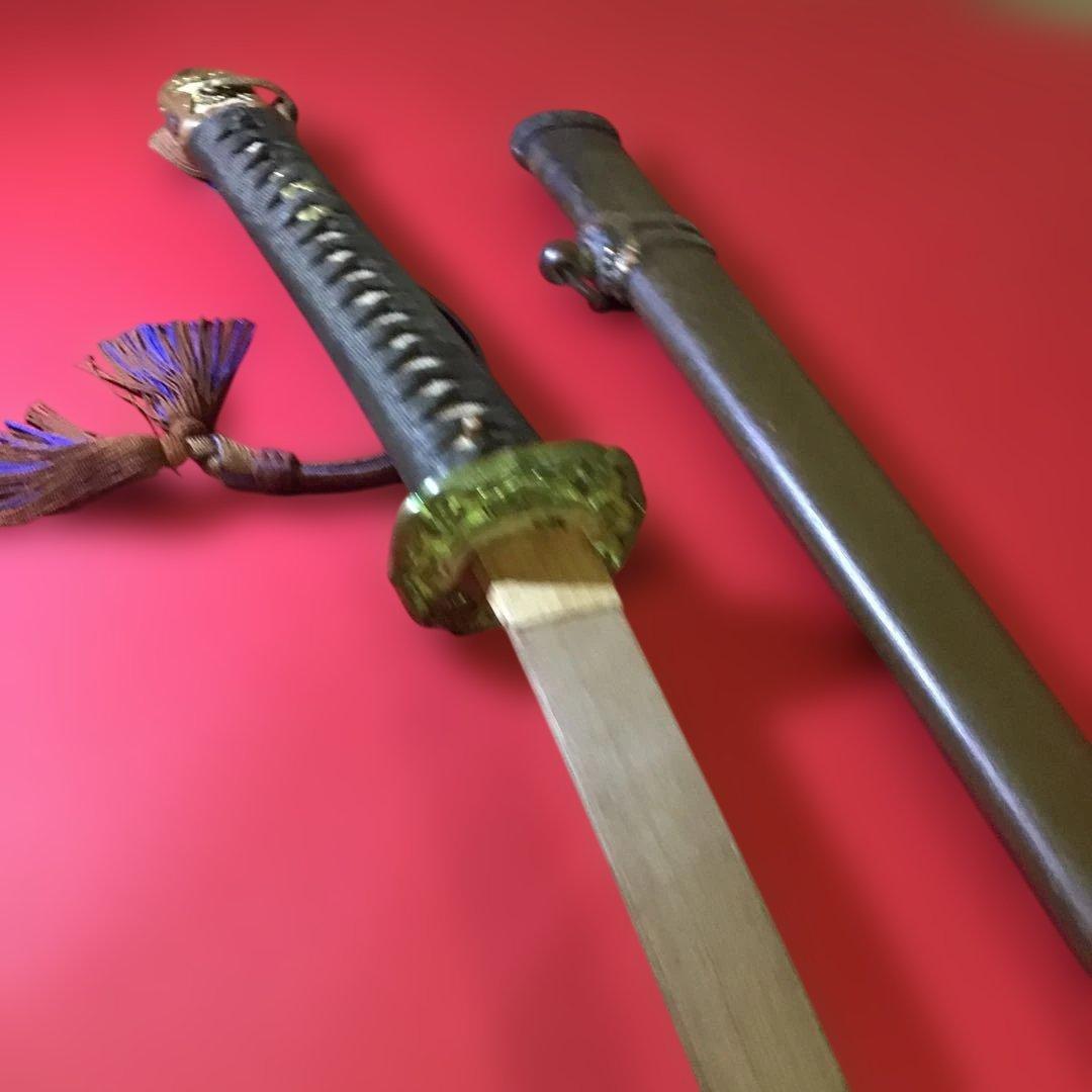 陸軍大尉軍刀　拵　刀緒付　繋ぎは木製　ケルト