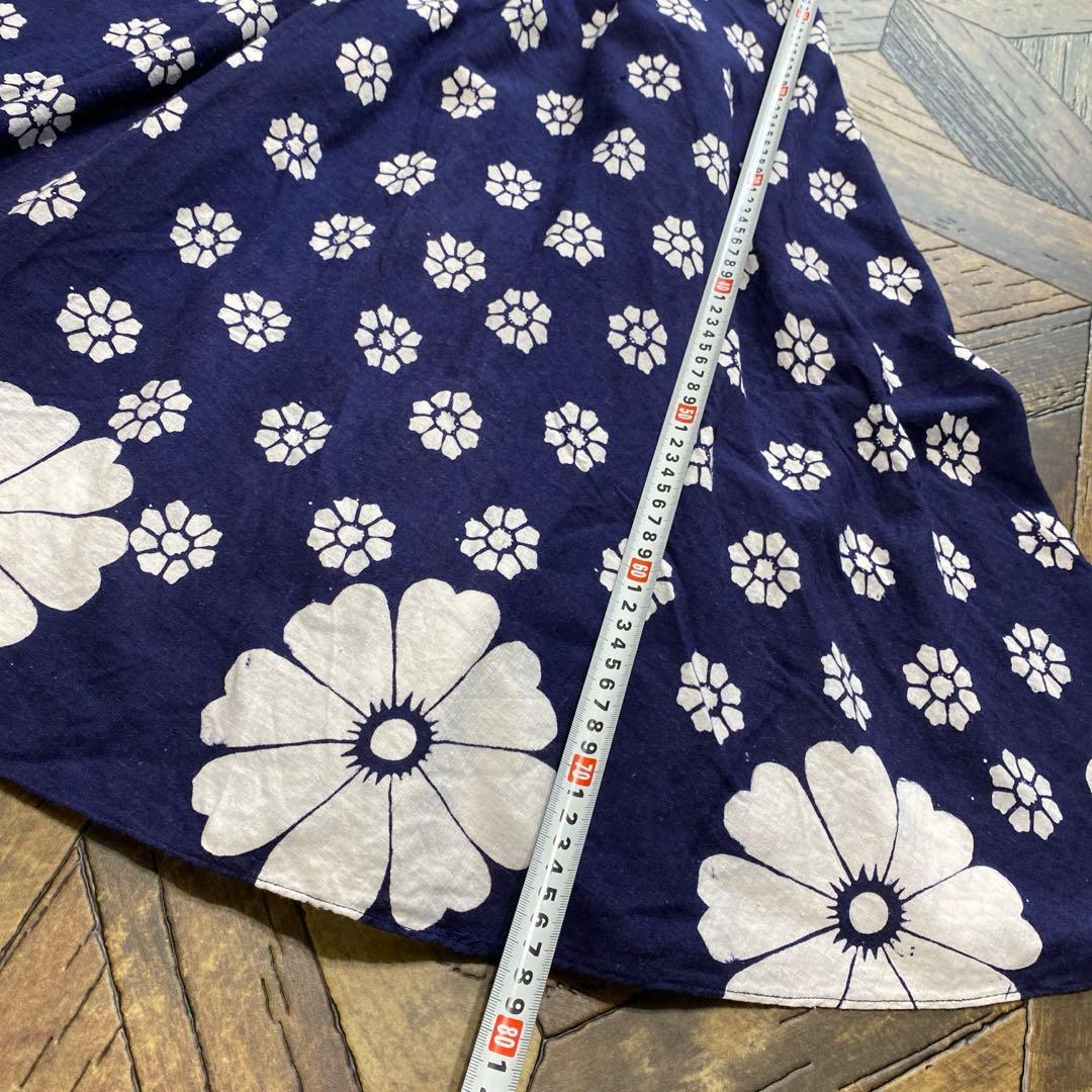 1970年代昭和レトロアンティーク紺花柄フレアスカートコットン巻きスカート 浴衣