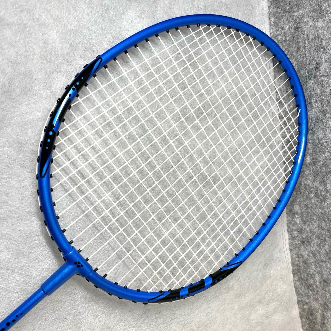 【美品】YONEX B-4000 バトミントン ラケットセット