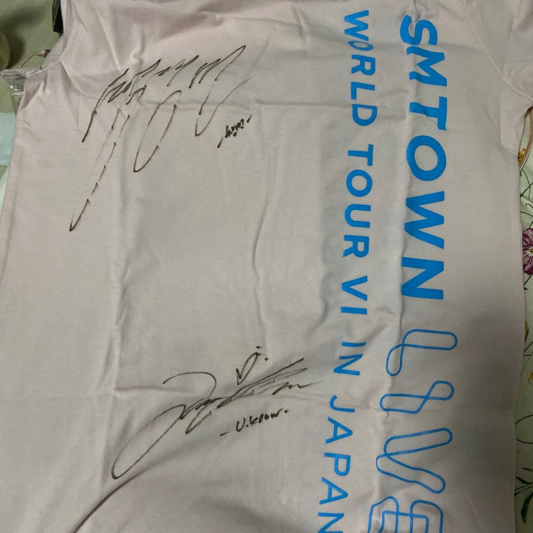 東方神起　サイン　直筆　Tシャツ　SMTOWN