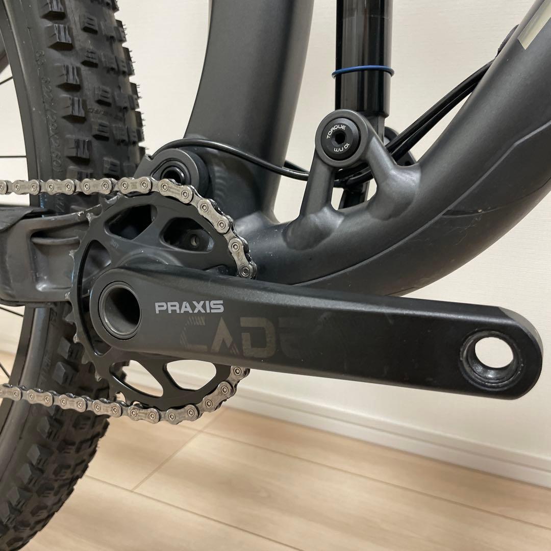 TREK FUEL EX5 29 Mマウンテンバイク フルサスブラック