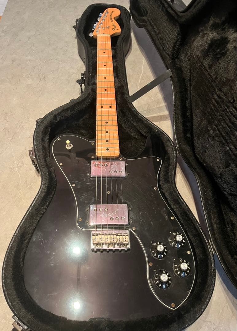 Fender Telecaster Deluxe ブラック ハードケース付き