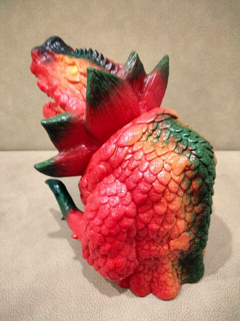 ソフビ　monstock 超古代神類ポゴンゴ　赤　izumonster　安楽安作