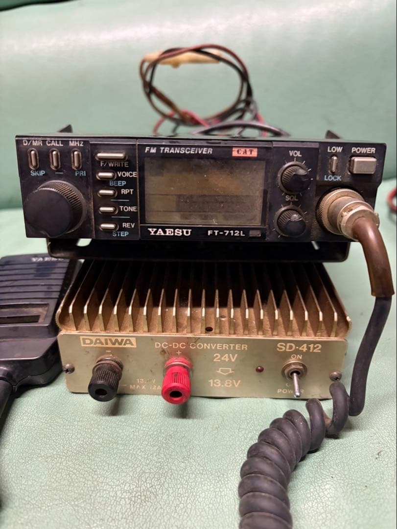 YAESU FT-712L トランシーバー + DAIWA SD-412