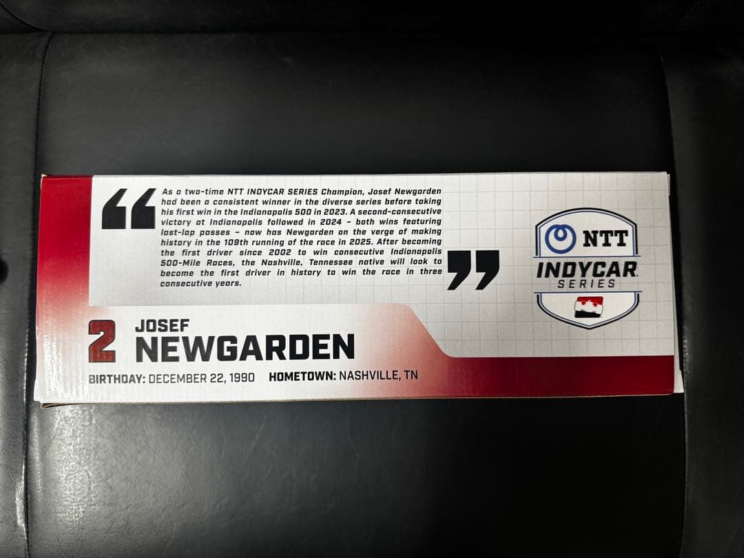 ミニカー INDYCAR JOSEF NEWGARDEN 2