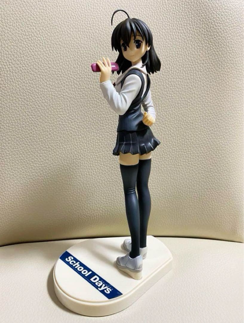 スクールデイズ School Days 西園寺世界 1/8スケールフィギュア