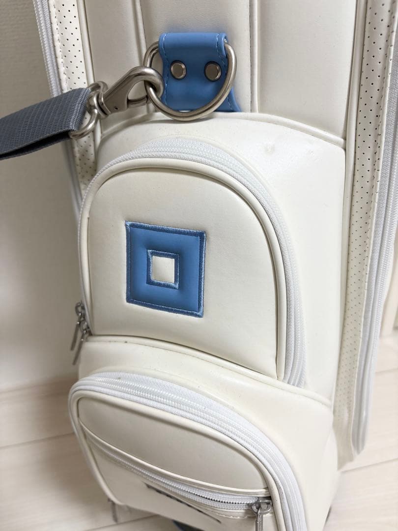 onoff オノフ　ゴルフバッグ ホワイト/ブルー