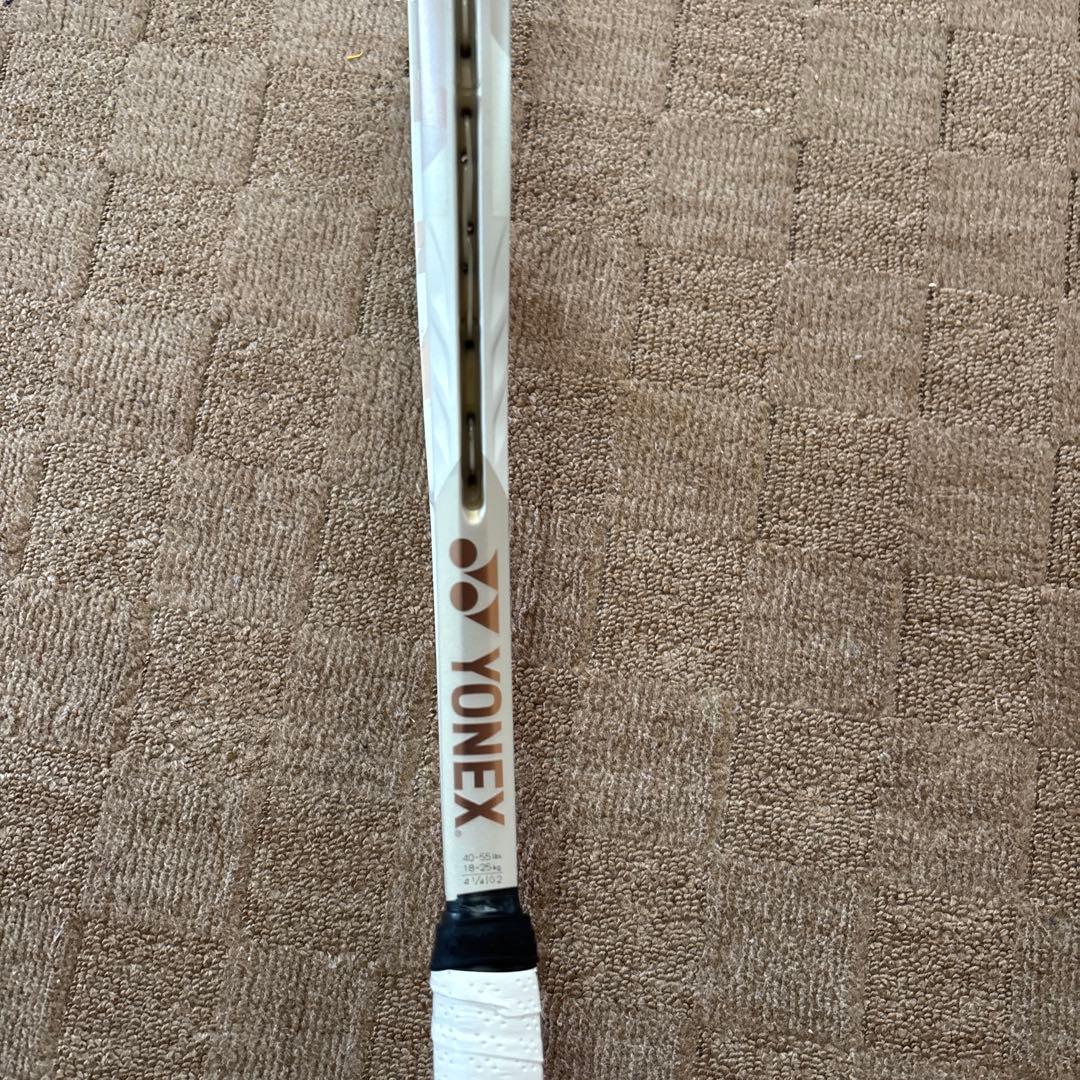 ヨネックスブイコア１００Ｌ