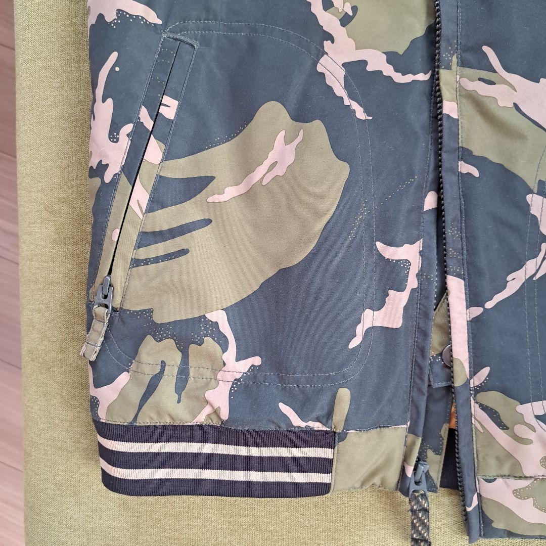 BURTON カモフラージュ ジャケット Mサイズ