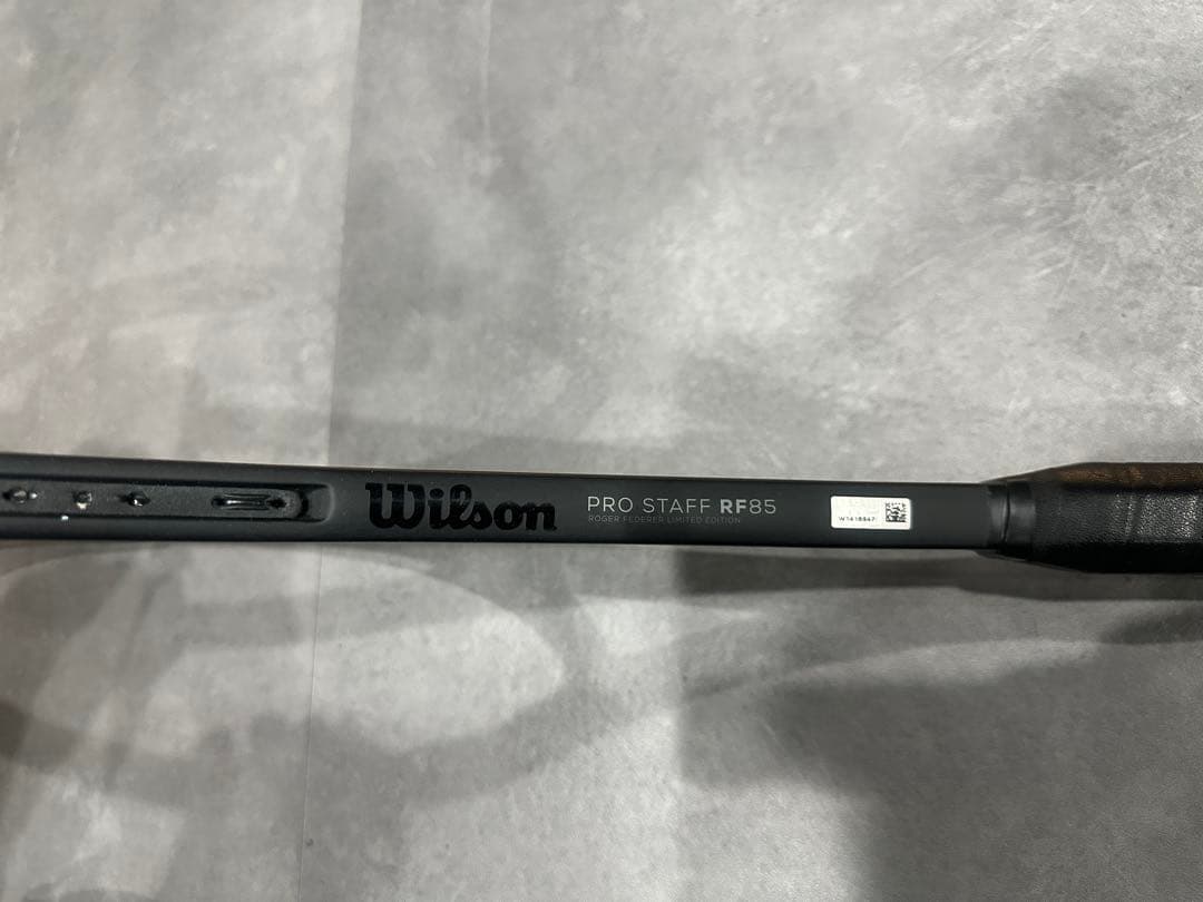 Wilson Pro Staff RF85 テニスラケット ロジャー フェデラー