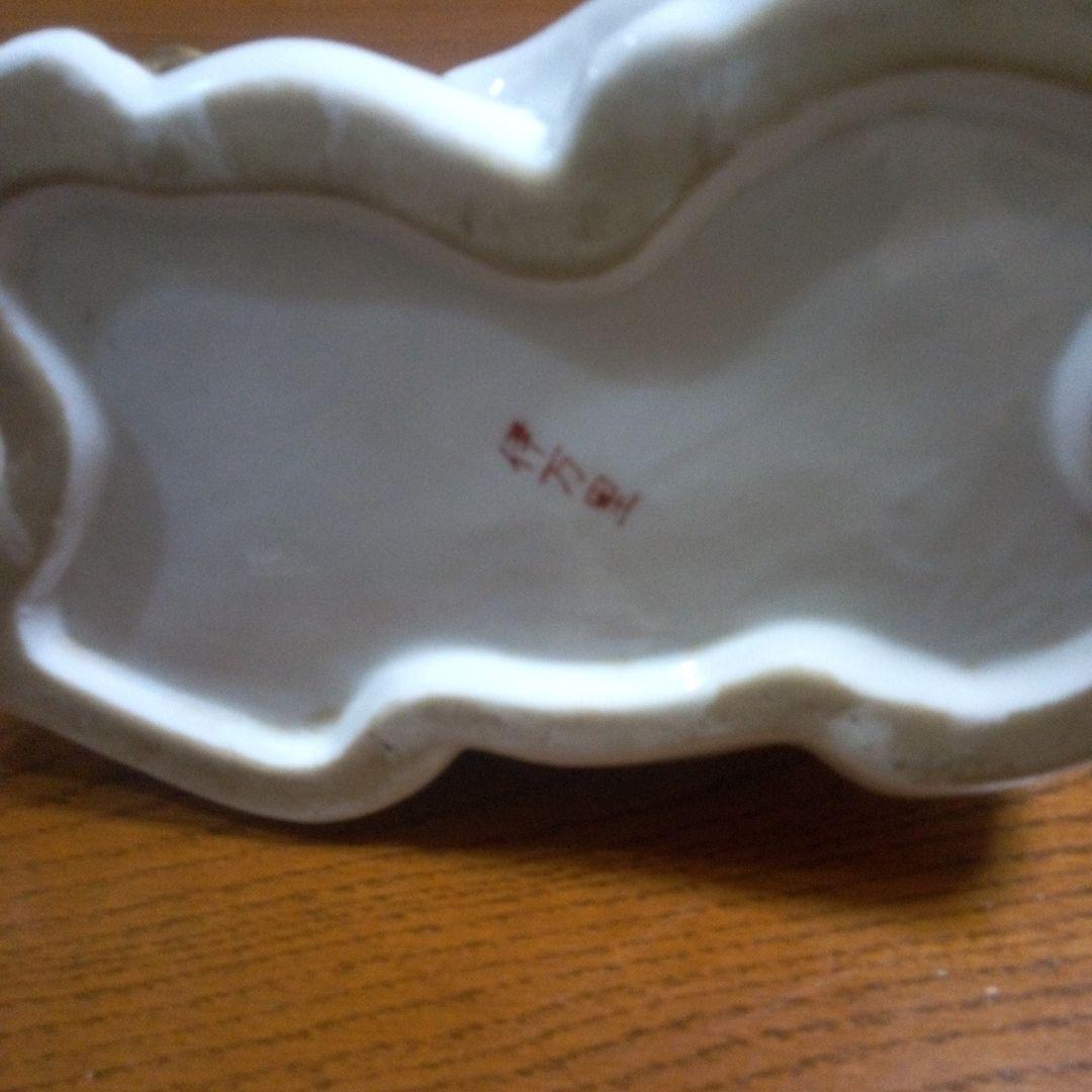 伊万里焼　眠り猫