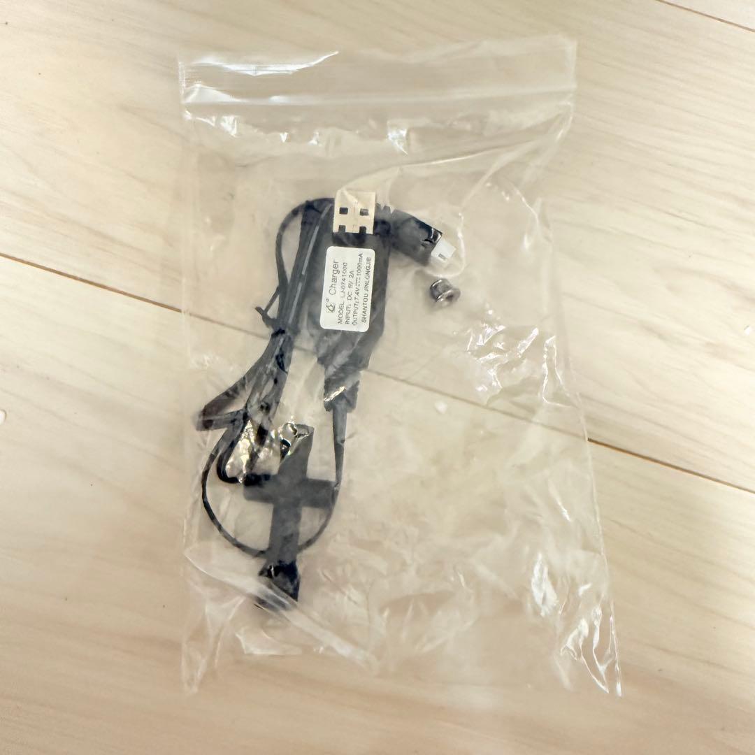 美品　1/8 ランドローバー　ディフェンダー　D110 ラジコン　電動RC