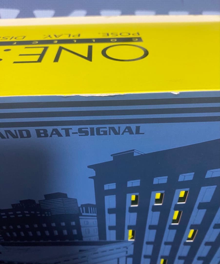 mezco バットマン ジムゴードン