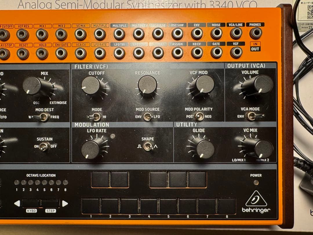 鍵盤楽器 Behringer Crave