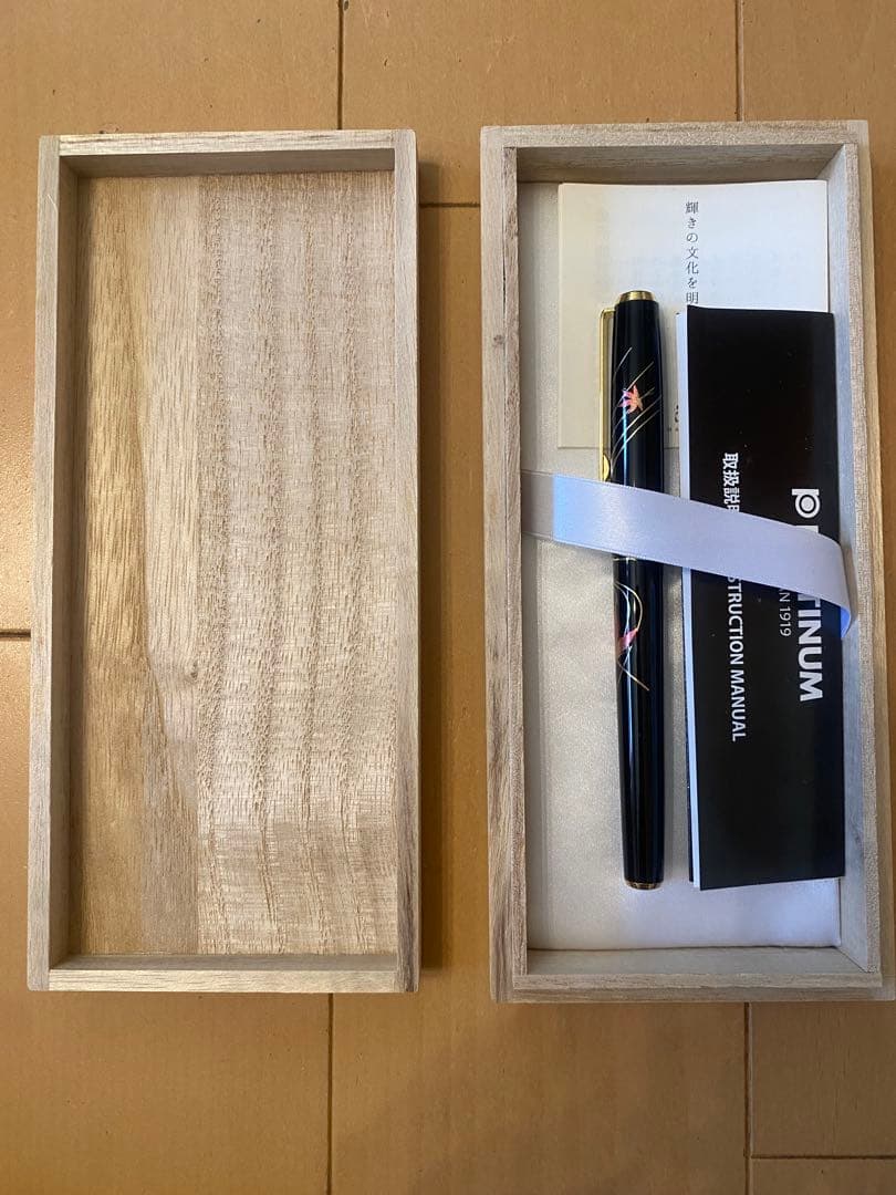 プラチナ新品未使用万年筆美巧金箔一霧箱入りPTL-20000L