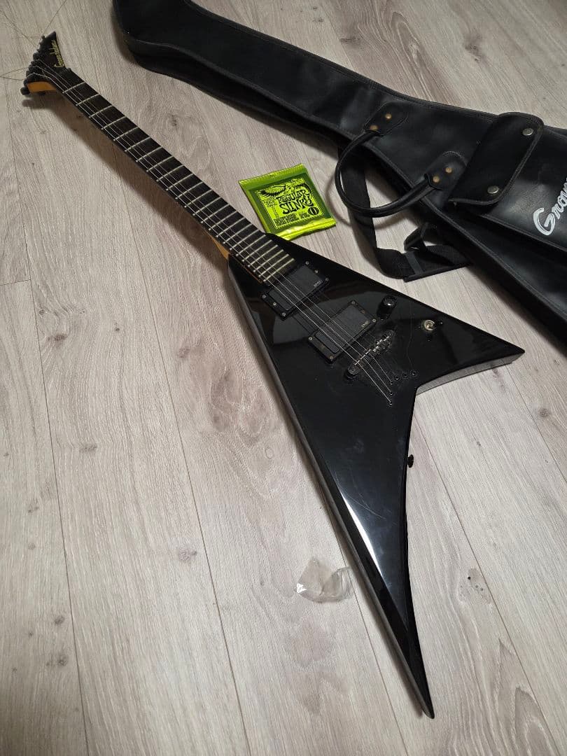 Grover Jackson Randy V EMG　ソフトケース付き！