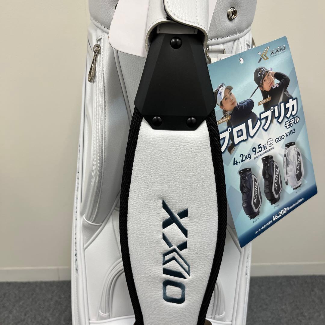 【新品】ゼクシオ キャディバッグ GGC-X163 2025モデル プロレプリカ