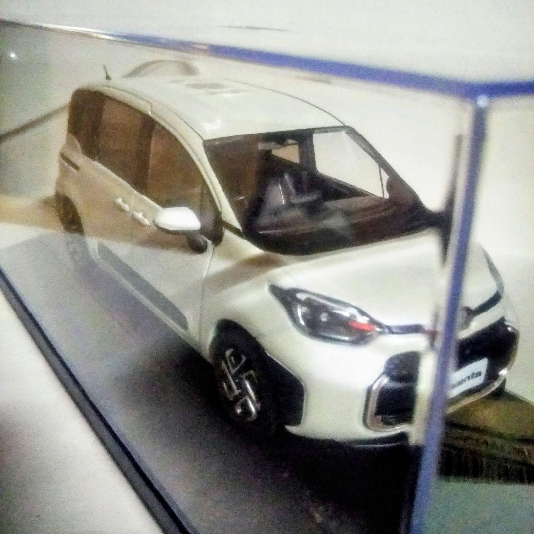 ディーラー カラーサンプルミニカー TOYOTA シエンタ 希少車 人気色