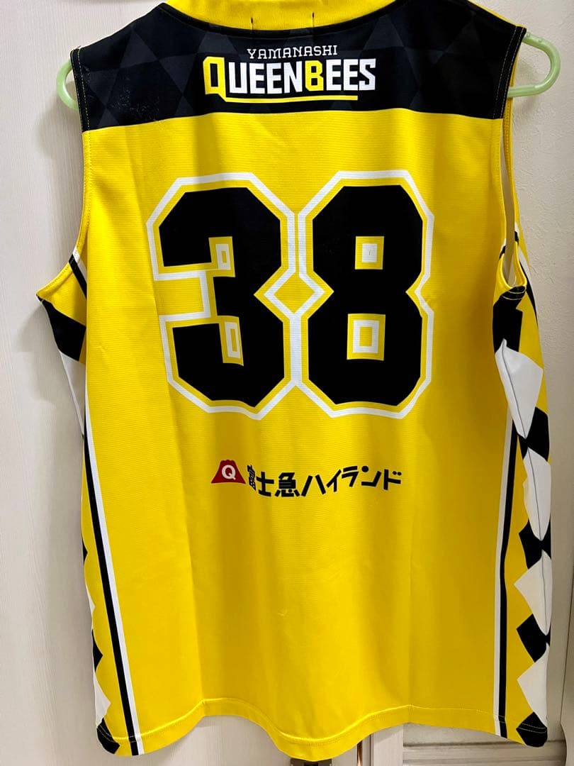 YAMANASHI QUEENBEES ユニフォーム 38 宮坂桃菜 選手