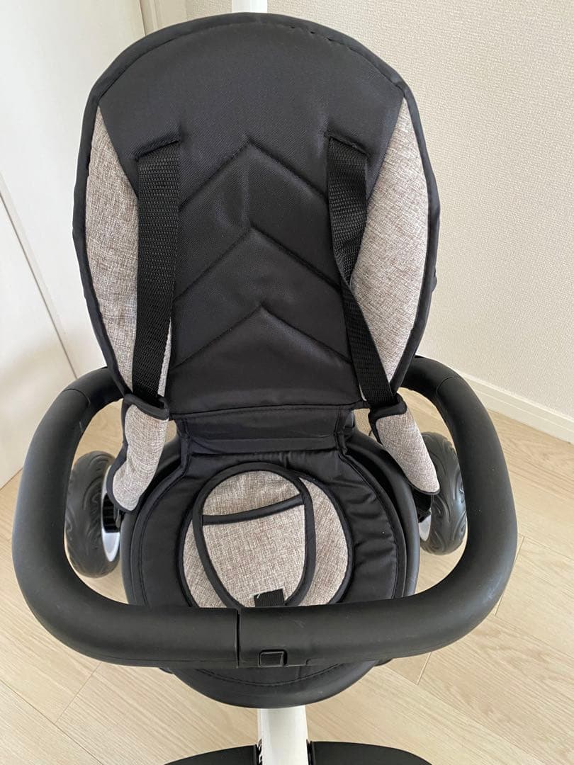 【美品】BTM 子供用三輪車　4in1 ベージュ