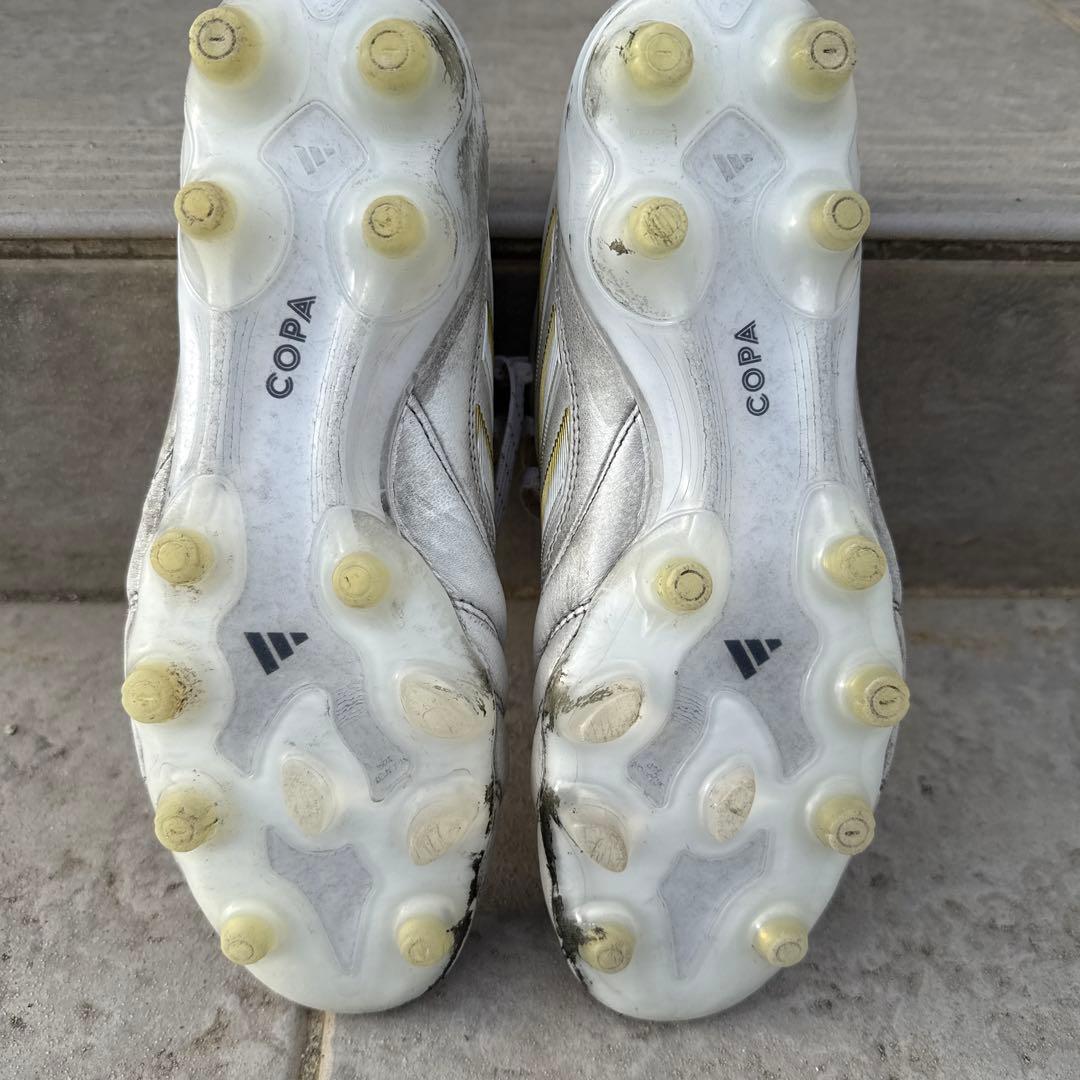 サッカースパイク　コパアイコン2 KAMO限定色　白金
