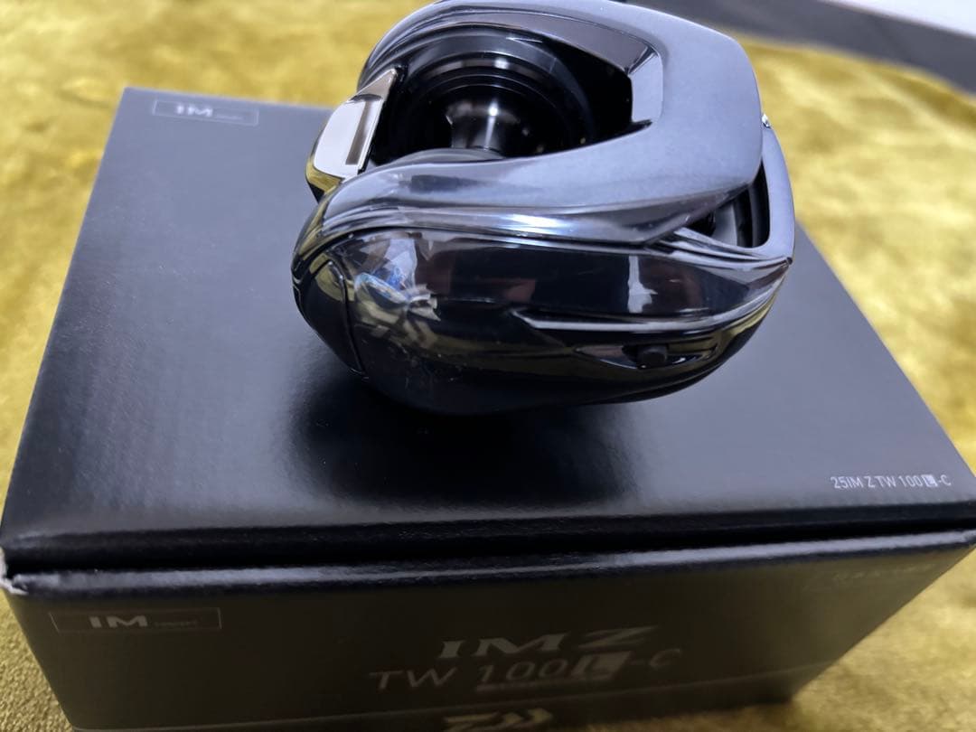 極美品　ダイワ　IMZ TW 100L-C ワーニーズプロテクションデカール貼