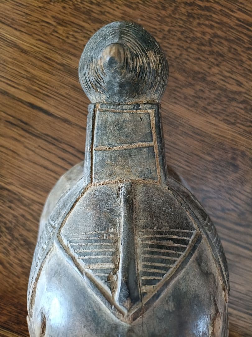 アフリカンマスク 木製彫刻