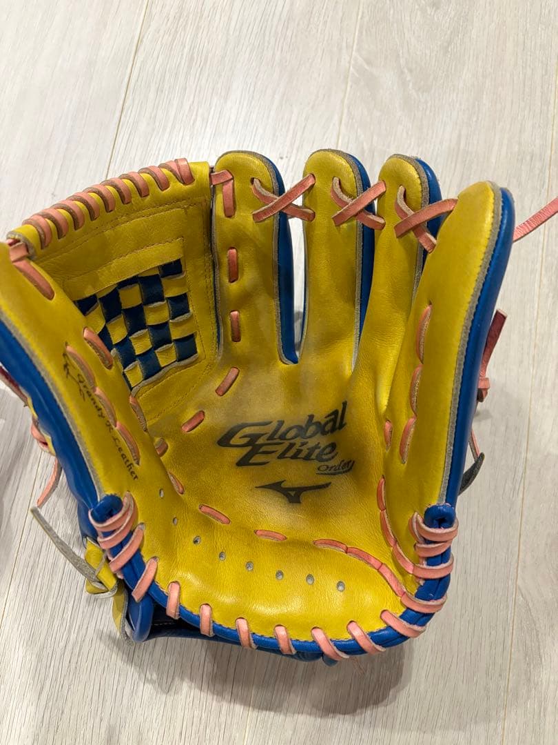 ミズノ　グローバルエリート　軟式　内野　グローブ