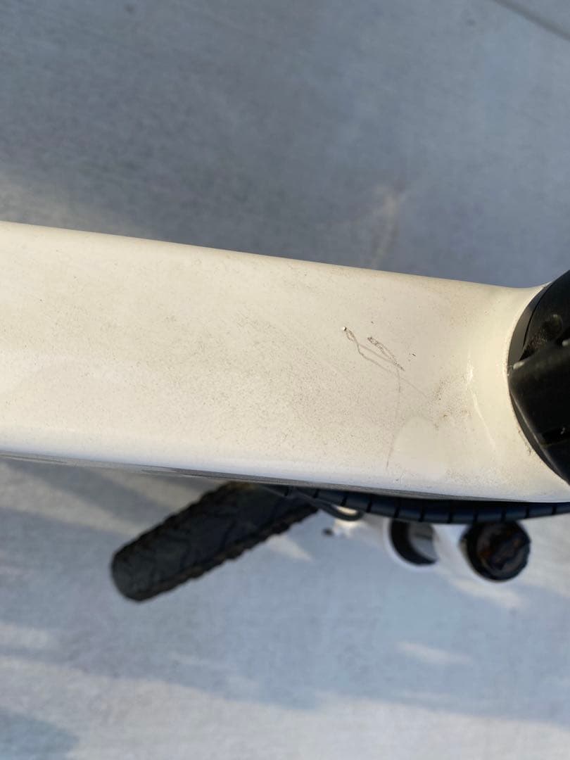 MATE City ホワイト 電動アシスト自転車