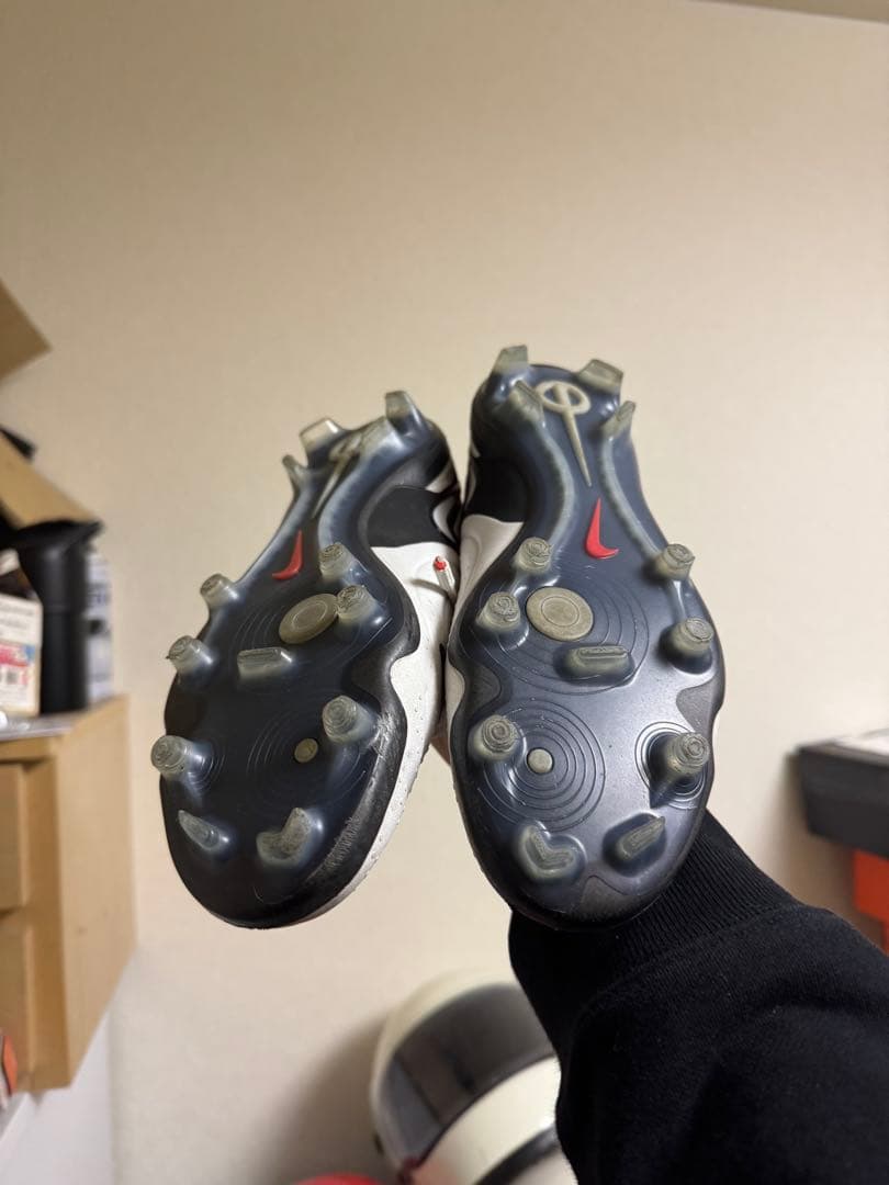 ナイキ ティエンポレジェンド10 FG 27cm