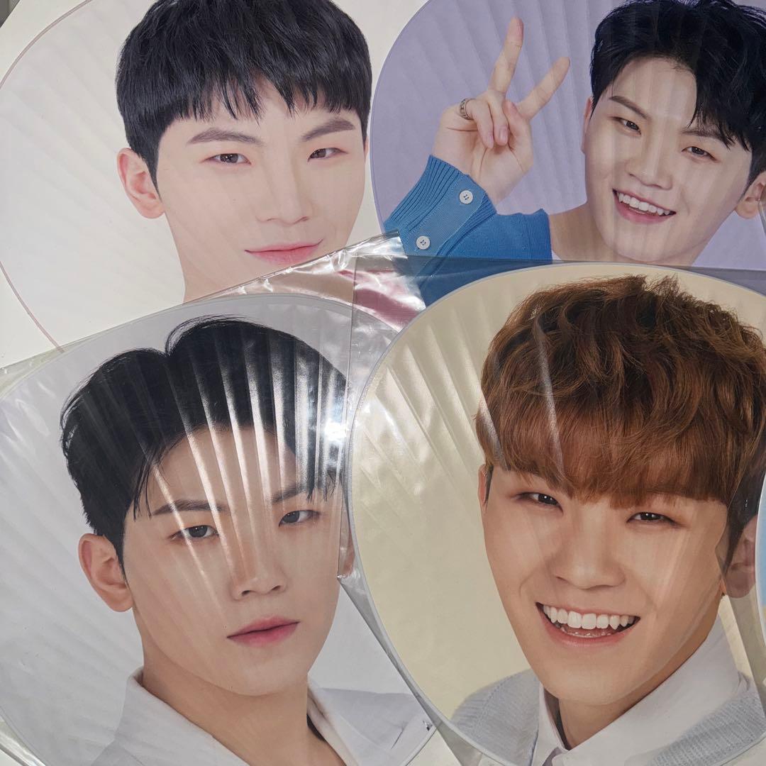 うちわ　ホシウジ