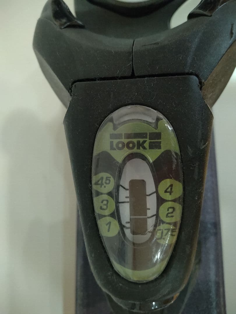 スキー板・ブーツ・ポールセット