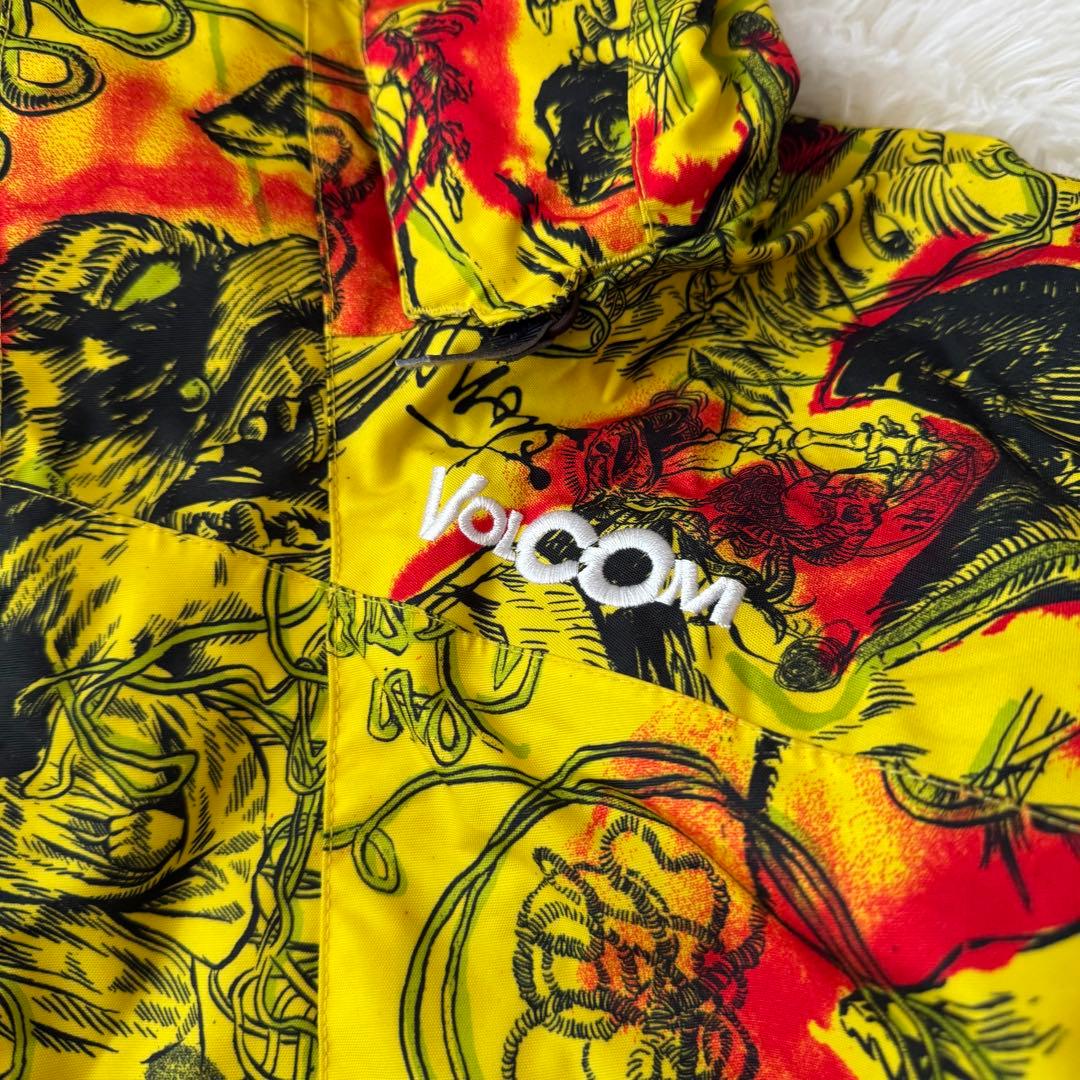 VOLCOM スノボウェアー(メンズ用) セットアップ 上下 総柄 Mサイズ