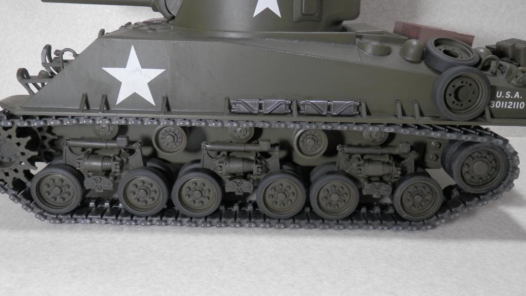 １／１６スケール　RC戦車組立済み　Ｍ４シャーマン　フルオペ　２ｃｈプロポ付き