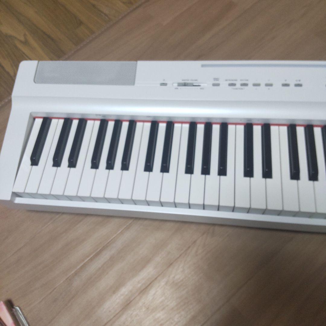 YAMAHA P125　ホワイト　電子ピアノ　※訳あり　現地取引のみ