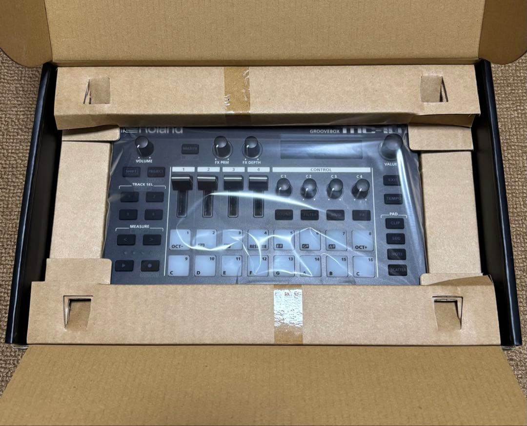 新品 追加音色あり Roland MC-101 ローランド MC-707