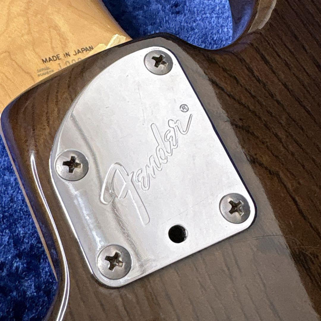 1990年製 フェンダージャパン　JBR-800 MOD