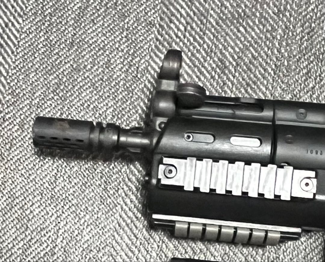 ハイサイクル電動ガン ブラック マガジン2個付き