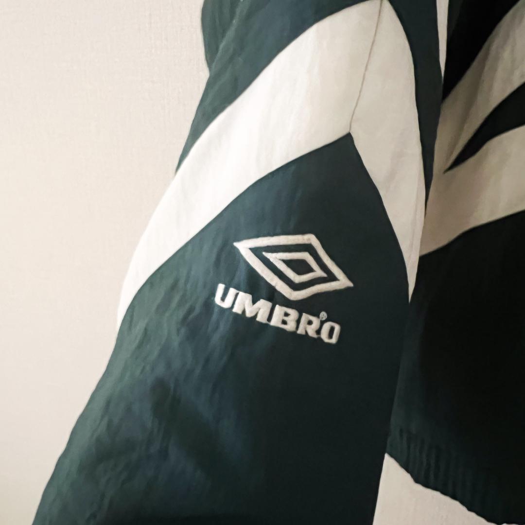 【umbro】フィールドジャケット size Mですがbigsizeです。
