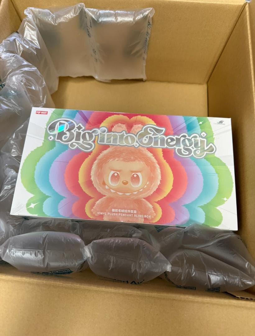 Labubu Big into Energy アソートボックス　未開封