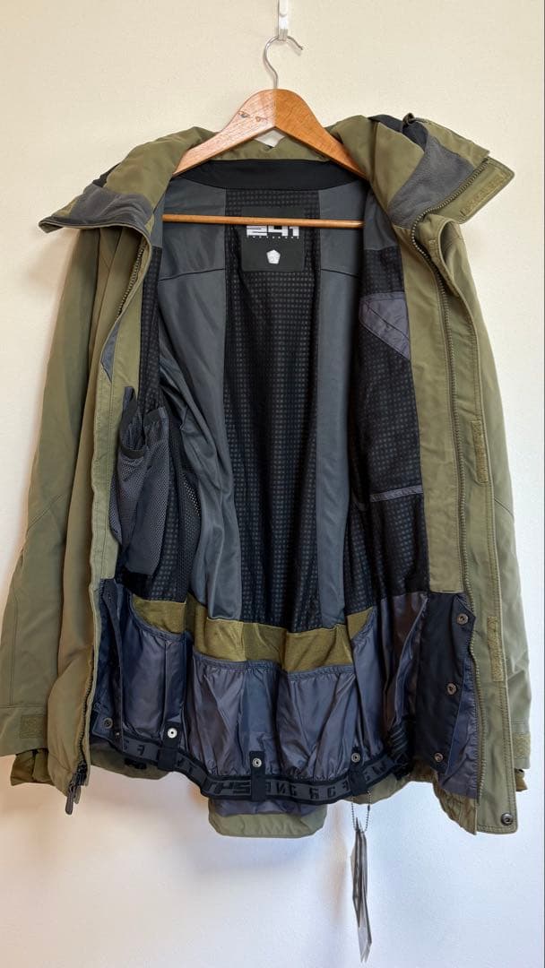 241 トゥーフォーワン FORECASTER JKT カーキ GORE-TEX