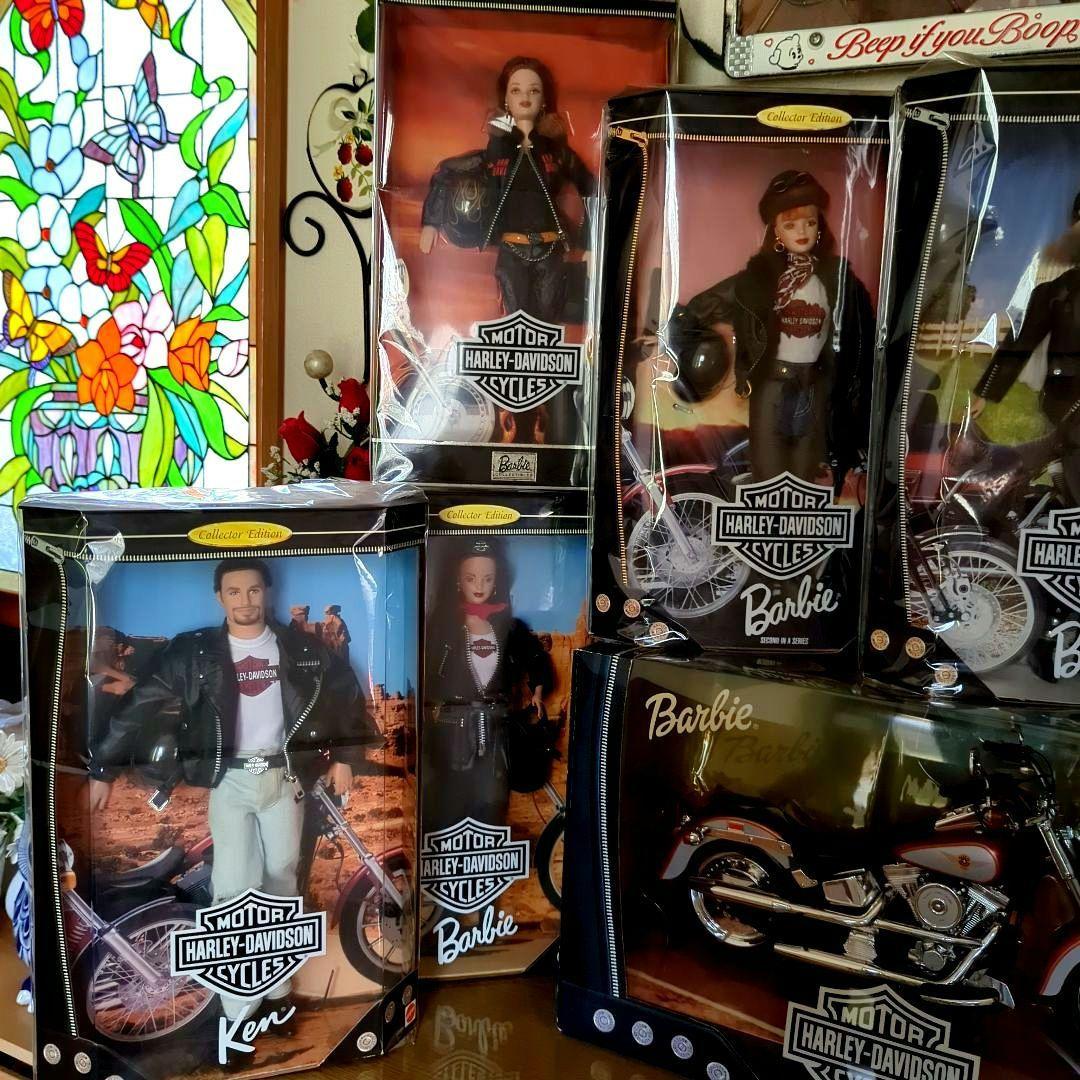 バービー人形（バービー&ケン）計7体＆バイク☆Hariey Davidson☆